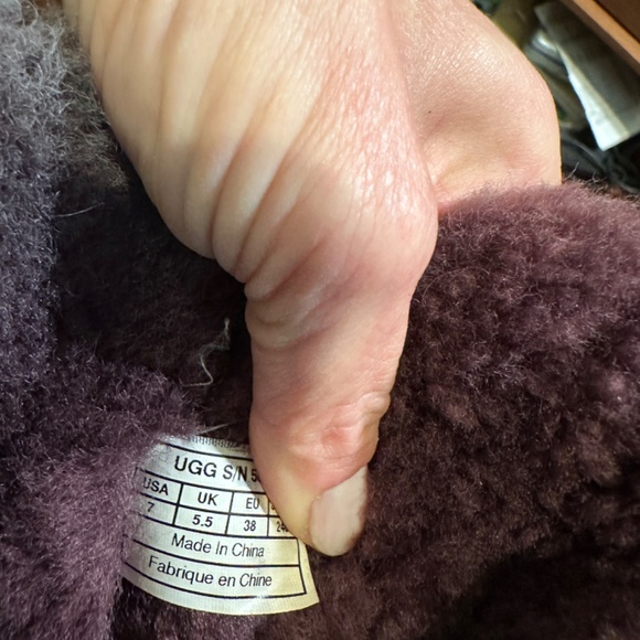 Eggplant Ugg Boots Size 7 - Picture 5 of 5
